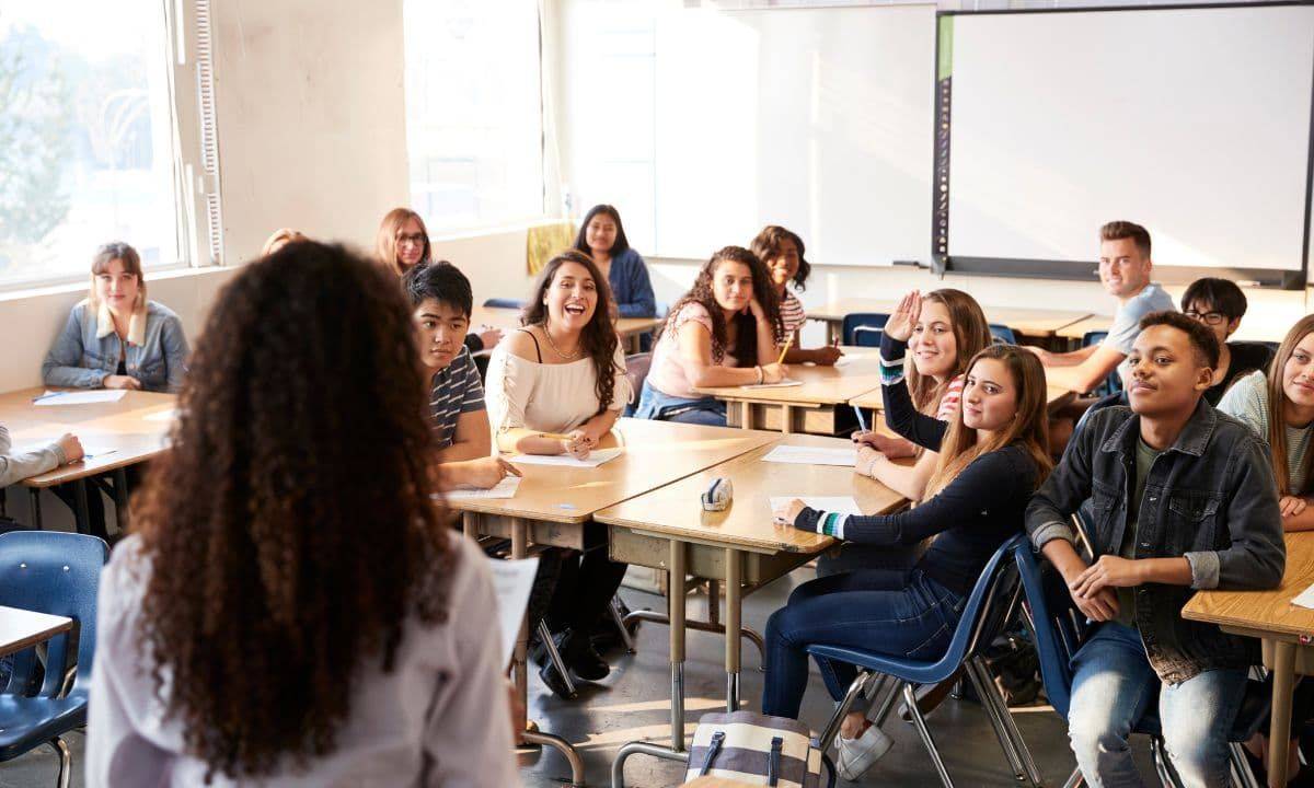 Le programme d'EMC en seconde : chapitres et compétences attendues