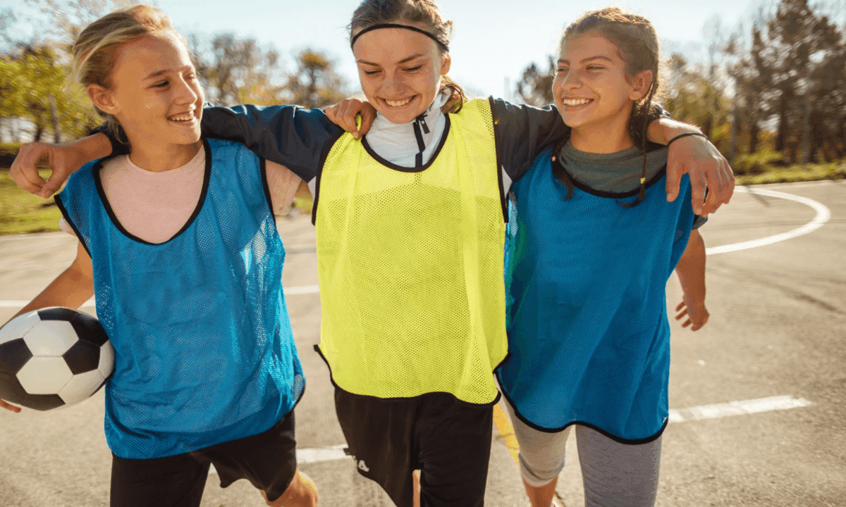 Faire du sport : le boost secret pour réussir à l’école (et te sentir mieux)