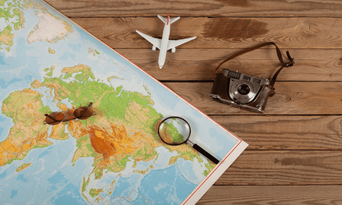Quel métier faire si on aime voyager ? Le guide pour bien s’orienter
