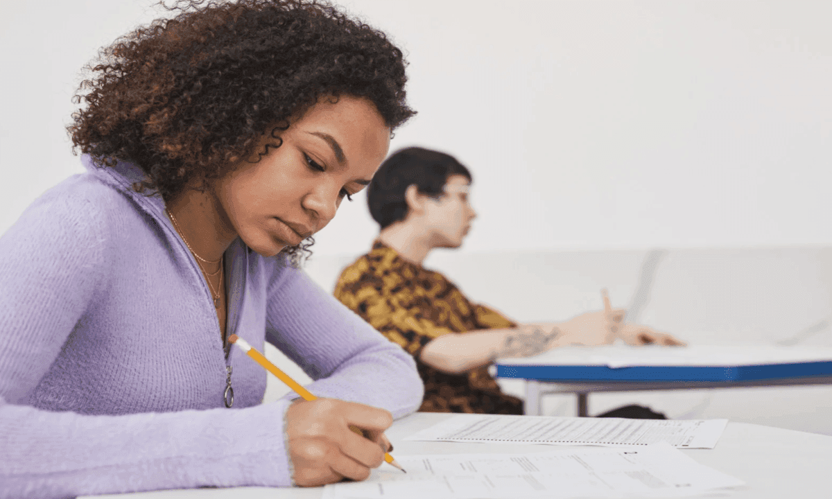 Brevet français 2027 : les sujets de référence officiels pour s’entraîner