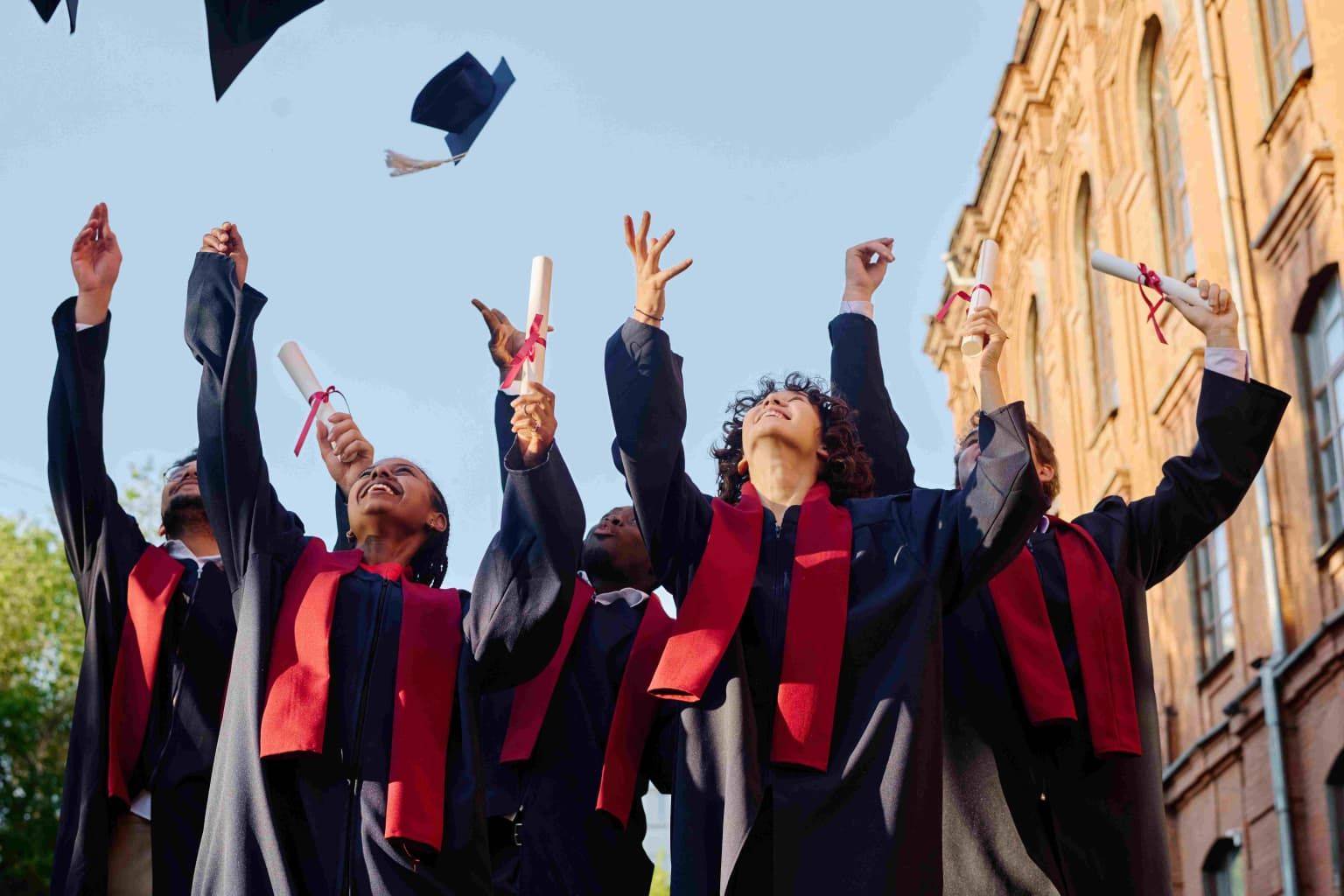 Parcoursup 2025 : 5 grandes voies post-bac 🎓