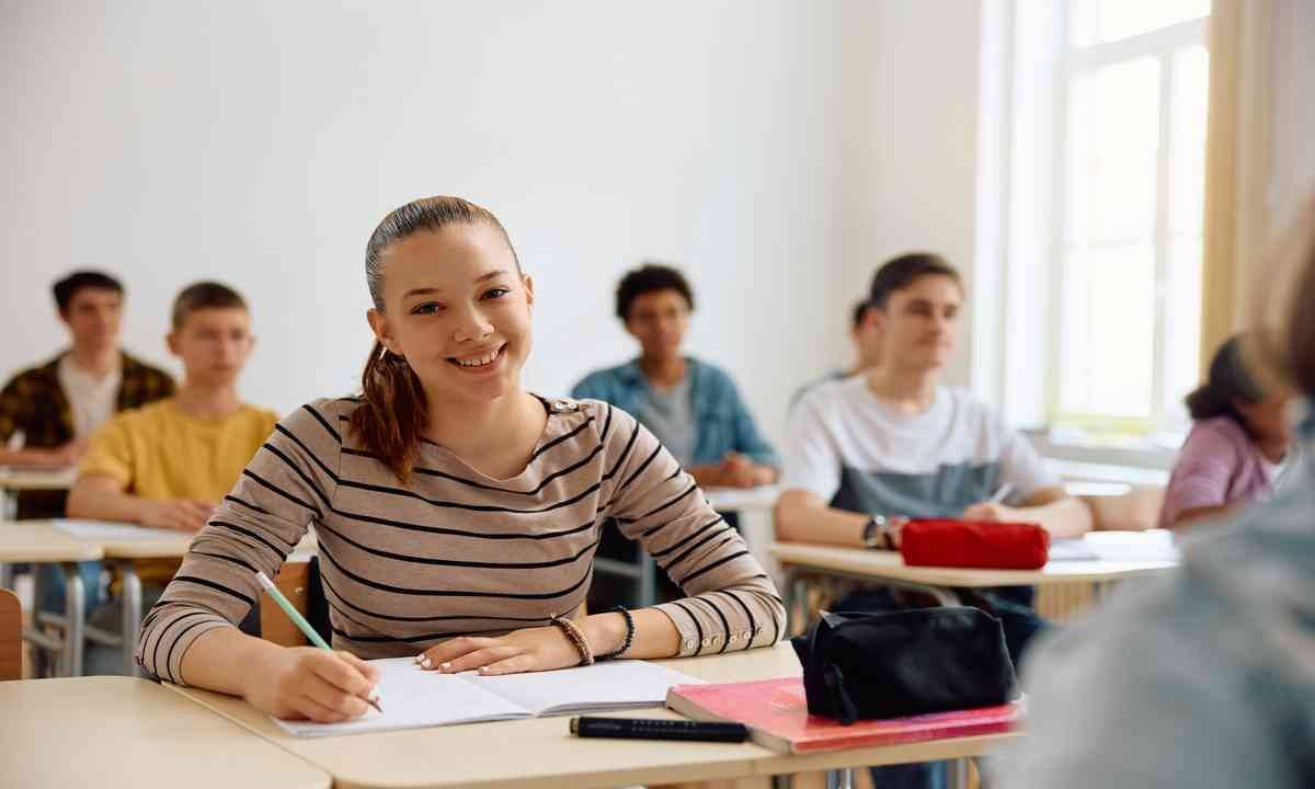 Bac 2025 : les sujets corrigés de spécialité Maths