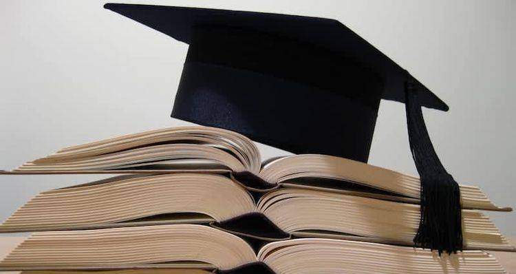 50 nouveaux diplômes du supérieur dans l'app Brevet Bac Sup ! Nomad Education passe la barre des 400 diplômes traités dans son app !